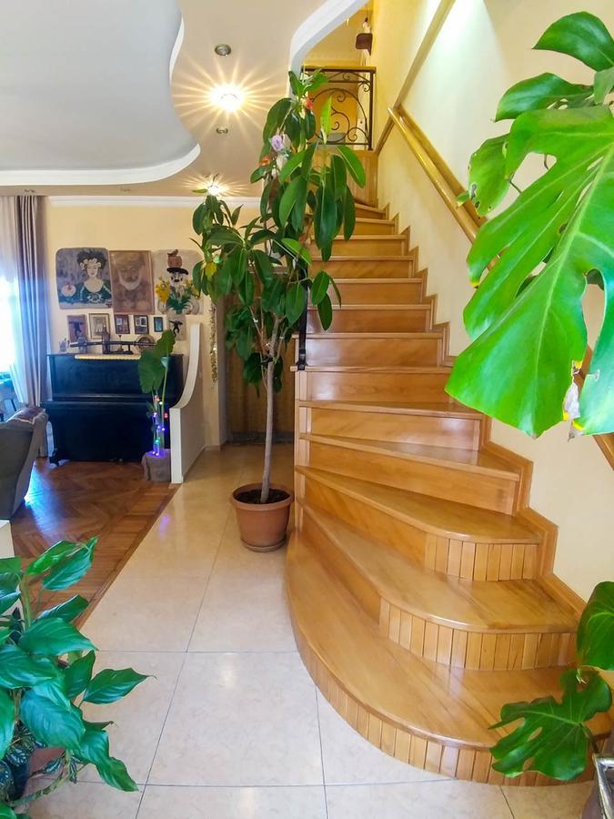 Family Hotel Parajanov Tbilisi Ngoại thất bức ảnh