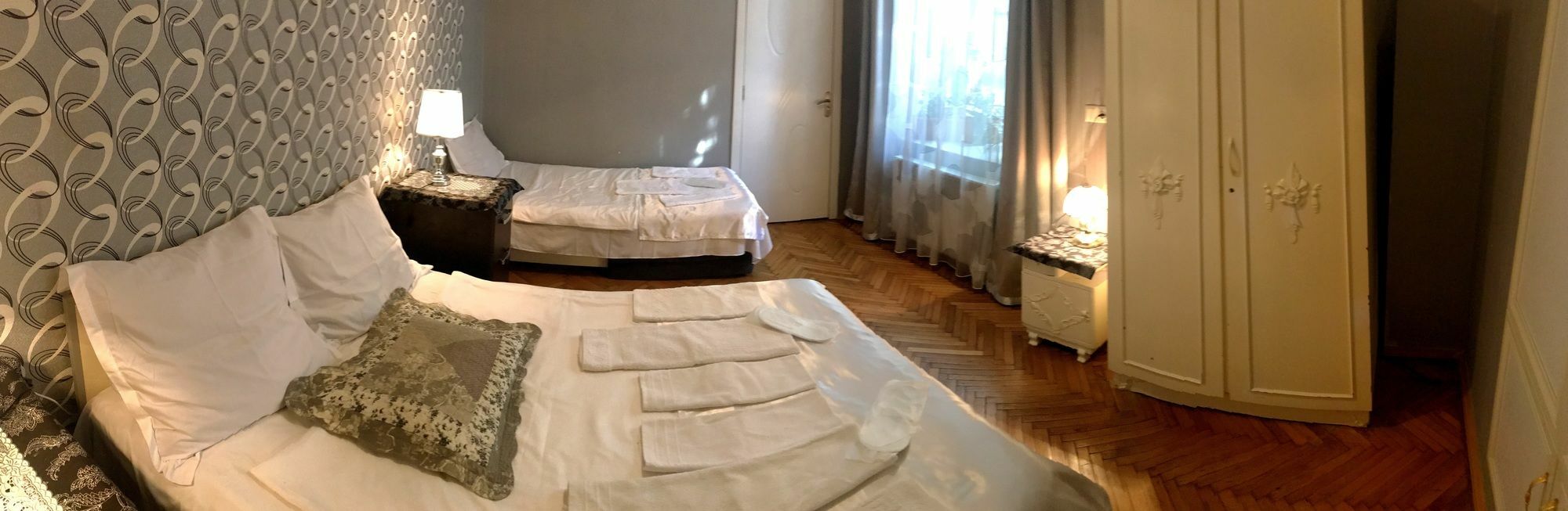 Family Hotel Parajanov Tbilisi Ngoại thất bức ảnh
