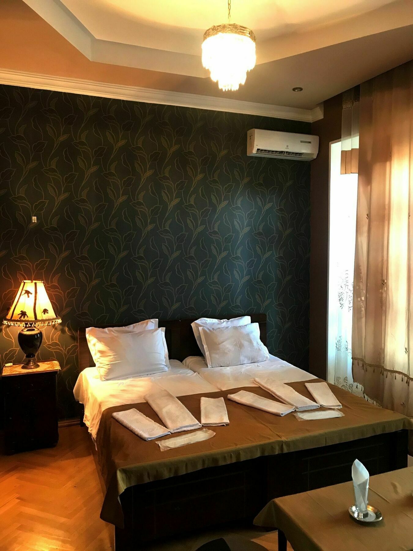 Family Hotel Parajanov Tbilisi Ngoại thất bức ảnh